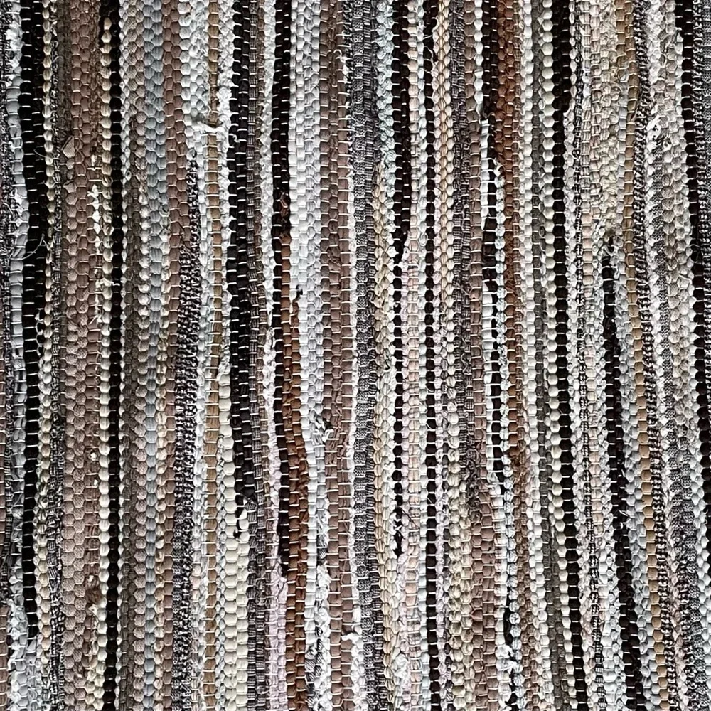 Hand Crafted Cotton Rag Rug - Picture 3 of 5